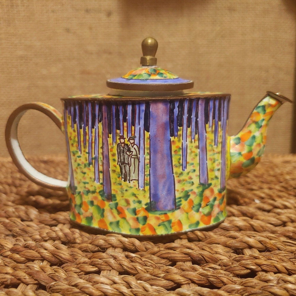 Mini tea pot
